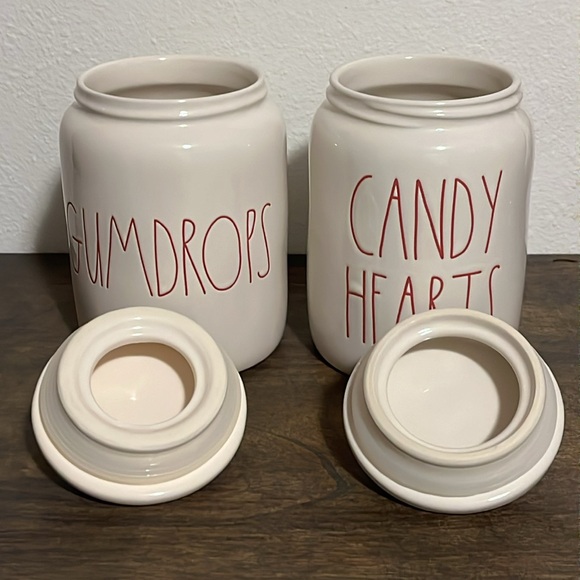 2 Rae Dunn Holiday canisters - Picture 2 of 7